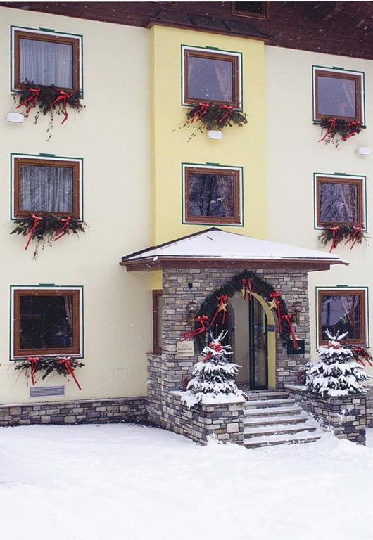 Hotel Panorama Kaprun Exterior photo